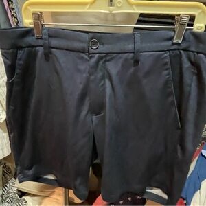 Navy men’s Shorts Robert barakett